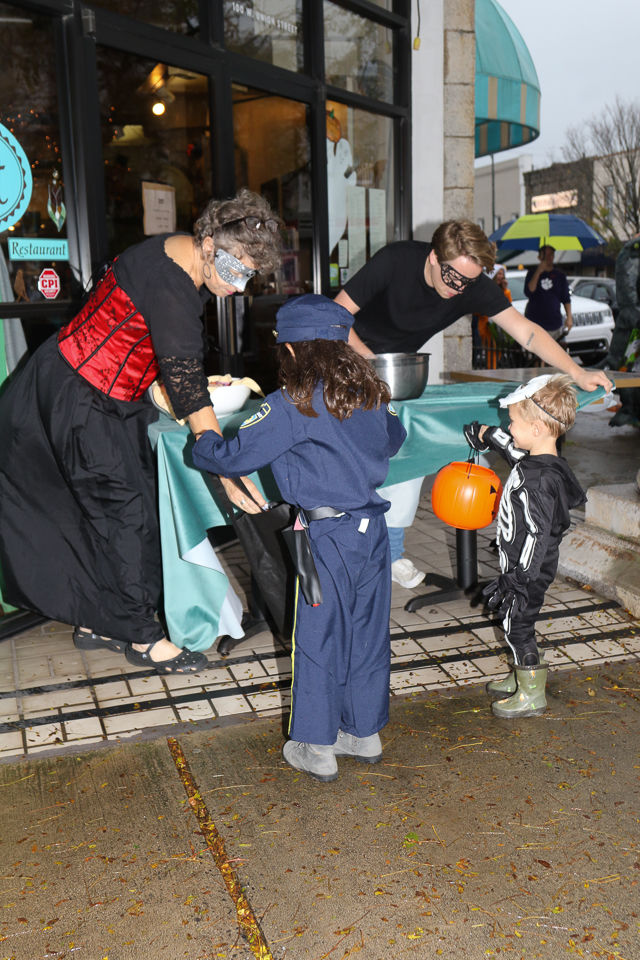 Halloween Trick or Treat Downtown Morganton 2019-9621.JPG
